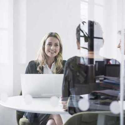 Crafting Effective Job Descriptions: Strategies for Attracting Top Talent